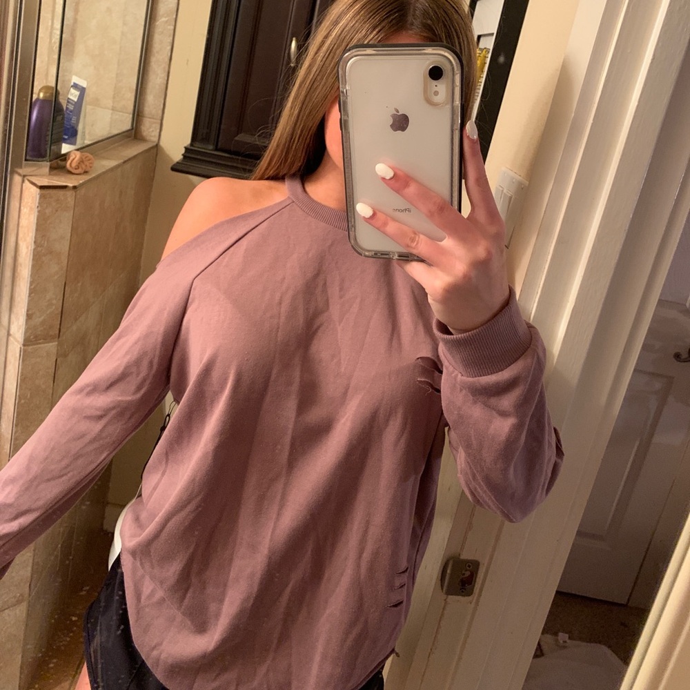 cold shoulder distressed top